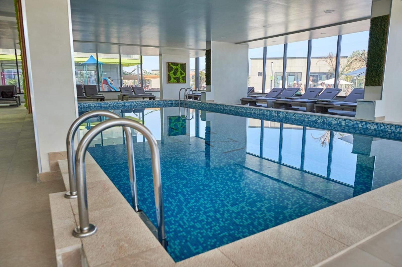 Evelyn'S Apartment Spa&Pool Beach Resort Mamaia Exteriér fotografie