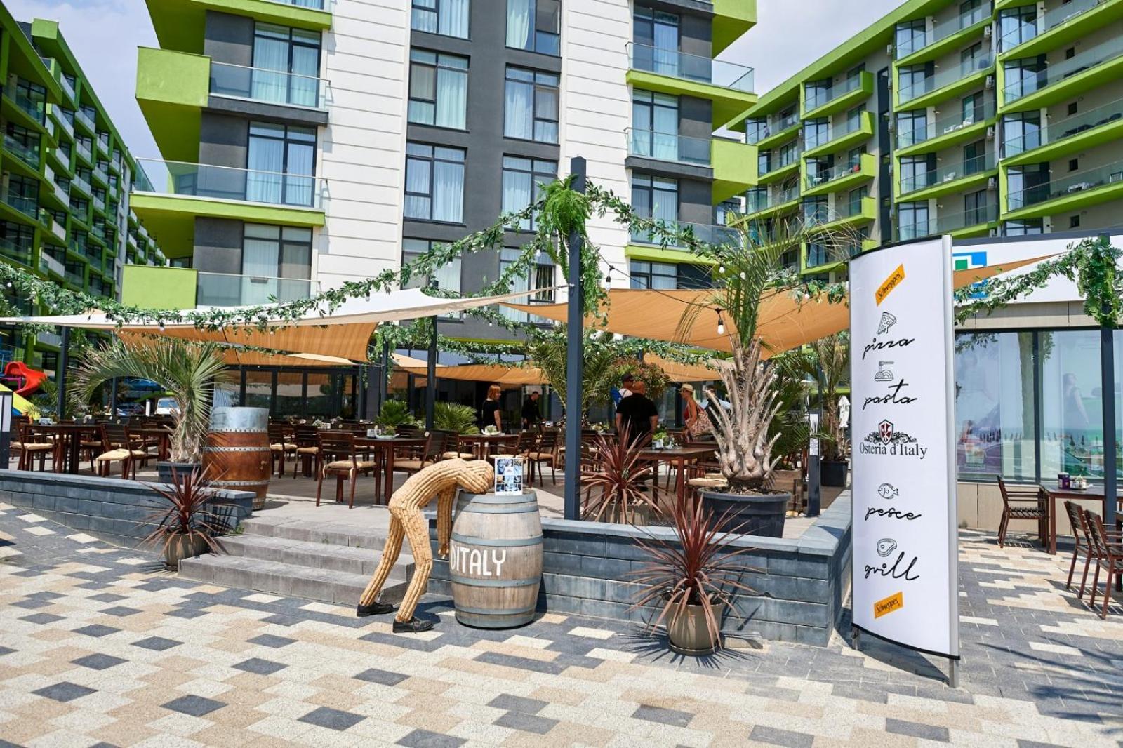Evelyn'S Apartment Spa&Pool Beach Resort Mamaia Exteriér fotografie